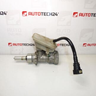 Főfékhenger Bosch Citroën Peugeot 0204123596 22472579 4601L2